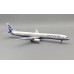 IF753757X - 1/200 N757X BOEING HOUSE 757-300 WITH STAND