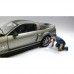 AD23793 - 1/18 TOW TRUCK DRIVER SCOTT (CAR NOT INCLUDED)