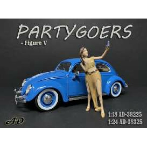 AD38225 - 1/18 PARTYGOERS FIGURE NO.V