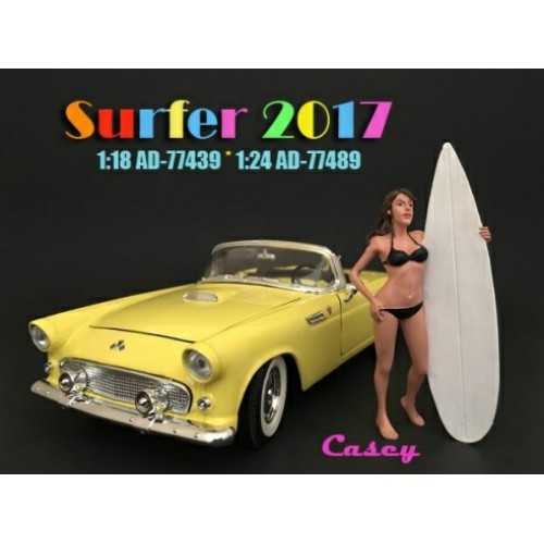 AD77489 - 1/24 SURFER CASEY