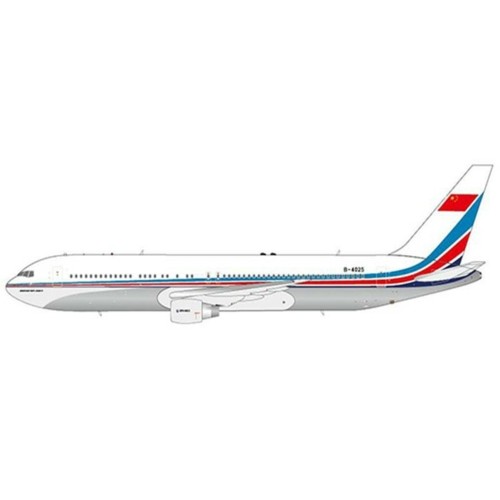 AV2060 - 1/200 CHINA AIR FORCE BOEING 767-300(ER) B-4025