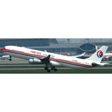 AV4082 - 1/400 CHINA EASTERN AIRLINES A340-300 B-2381