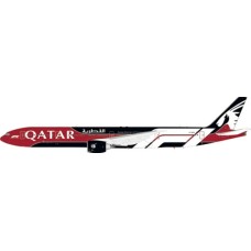 AV4381 - 1/400 A7-BEG QATAR AIRWAYS BOEING 777-3DZER F1 DETACHABLE GEAR