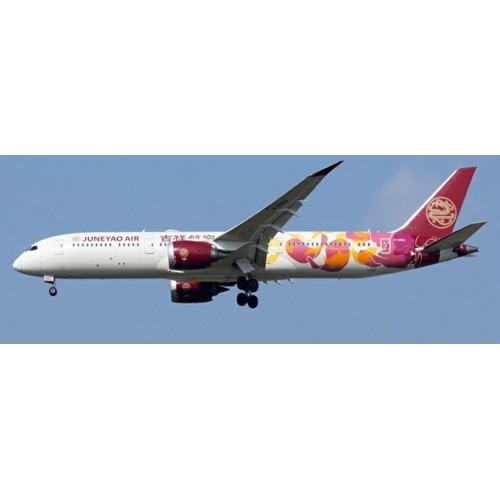 AV4396 - 1/400 B-20EQ JUNEYAO AIRLINES BOEING 787-9 DREAMLINER DETACHABLE GEAR