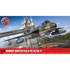 AX09192 - 1/48 HAWKER HUNTER FGA.9/FR.10/GA.11 (PLASTIC KIT)