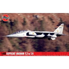 AX11011 - 1/48 SEPECAT JAGUAR T.2 & T.4 (PLASTIC KIT)