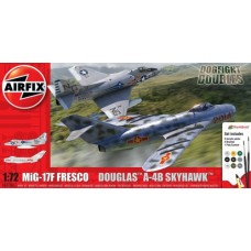 AX50185 - 1/72 MIG 17F FRESCO DOUGLAS A-4B SKYHAWK DOGFIGHT DOUBLE (PLASTIC KIT)