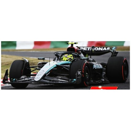 BG28069H - 1/24 MERCEDES BENZ AMG W15 NO.44 LEWIS HAMILTON W/FIGURE