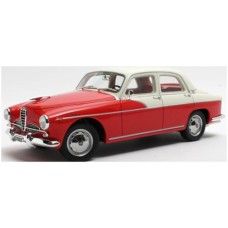 CULCML162-2 - 1/18 ALFA ROMEO 1900 SUPER BERLINA RED/WHITE 1958