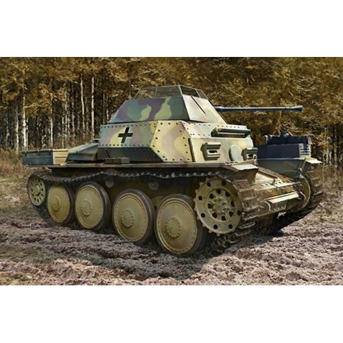 DK6890 - 1/35 AUFKLARUNGSPANZER 38 (T) SMART (PLASTIC KIT)