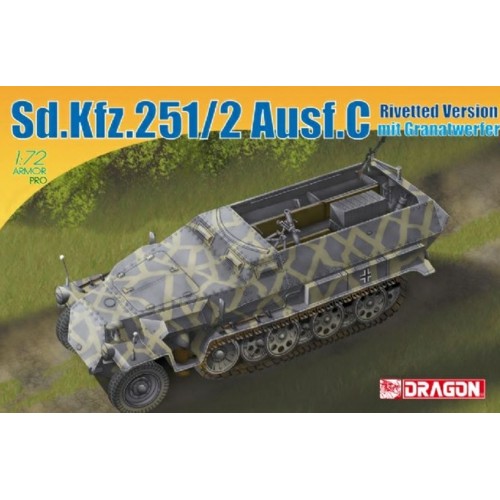 DK7308 - 1/72 SDKFZ 251/2 AUSF C RIVETTED (PLASTIC KIT)