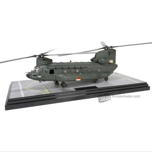 FOV821005D - 1/72 REPUBLIC OF SINGAPORE BOEING CHINOOK CH-47SD HELICOPTER