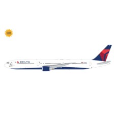 G2DAL1444F - 1/200 DELTA AIR LINES B767-400ER N842MH - VINCE DOOLEY NEW TOOLING (FLAPS DOWN)
