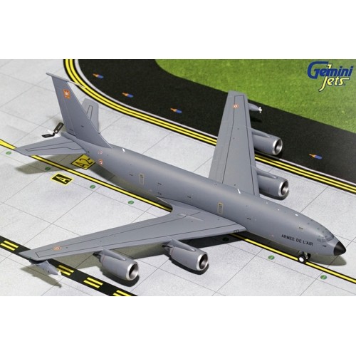G2FAF745 - 1/200 FRENCH AIR FORCE KC-135R 739