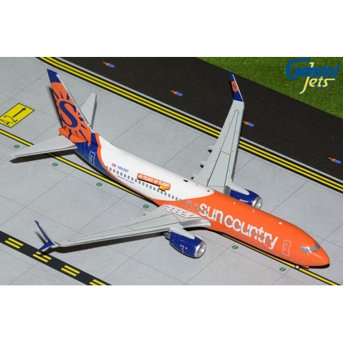 G2SCX1184 - 1/200 SUN COUNTRY AIRLINES B737-800S N842SY 40 YEARS OF FLIGHT