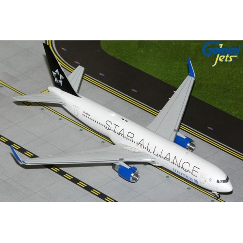G2UAL1379 - 1/200 UNITED AIRLINES B767-300ER N653UA STAR ALLIANCE LIVERY