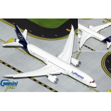 GJDLH2046F - 1/400 LUFTHANSA B787-9 FLAPS DOWN