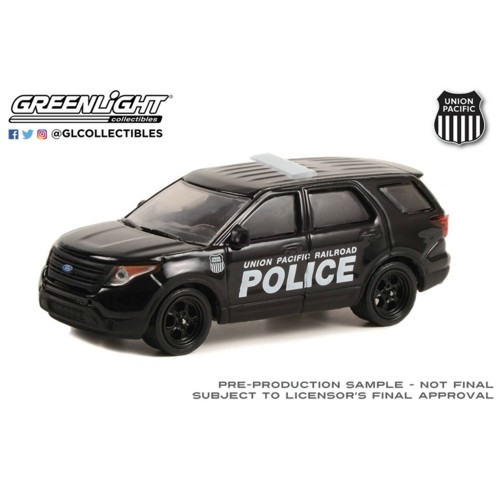 GL30386 - 1/64 2015 FORD POLICE INT UTILITY UNION PACIFIC RAILROAD POLICE (HOBBY EXCLUSIVE)
