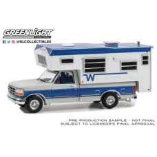 GL30448 - 1/64 1992 FORD F-250 LONG BED WITH WINNEBAGO SLIDE-IN CAMPER - MEDIUM SILVER METALLIC AND BRIGHT REGATTA BLUE METALLIC