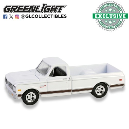 GL30566 - 1/64 CHEVY CHEYENNE C10 SHORT BED 1972 - WHITE (HOBBY EXCLUSIVE)