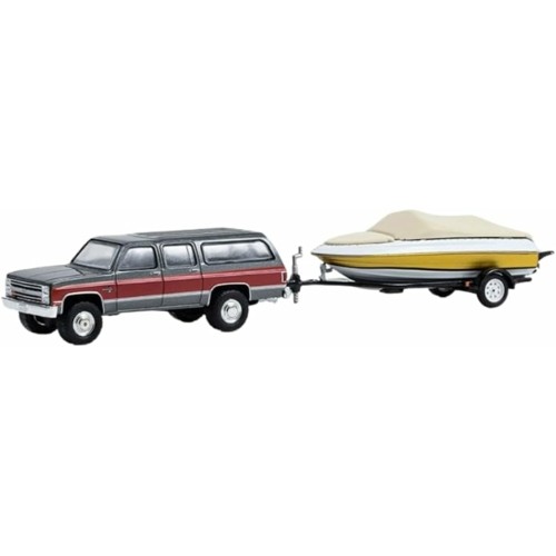 GL32290-B - 1/64 HITCH AND TOW SERIES 29 - 1987 CHEVROLET SUBURBAN K20 SILVERADO WITH BOAT AND BOAT TRAILER SOLID PACK