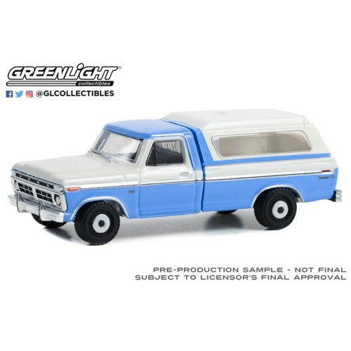 GL35260-B - 1/64 BLUE COLLAR COLLECTION SERIES 12 1975 FORD F-100 RANGER XLT WITH CAMPER SHELL WIND BLUE AND WHITE