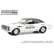 GL41160-A - 1/64 RUNNING ON EMPTY SERIES 16 1967 CHEVROLET CAMARO SS BILL BOOK CHEVY PACESETTER BOOK CITY ALTOONA PENNSYLVANIA