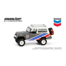 GL41175-C - 1/64 CHEVRON SPECIAL EDITION SERIES 1 - 1970 JEEP JEEPSTER COMMANDO WITH OFF ROAD PARTS