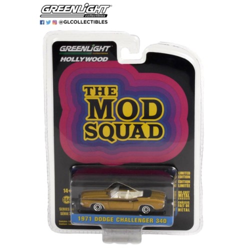 GL44940-A - 1/64 HOLLYWOOD SERIES 34 - THE MOD SQUAD (1968-73 TV SERIES) 1971 DODGE CHALLENGER 340 CONVERTIBLE GOLD