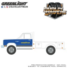 GL46170-B - 1/64 DUALLY DRIVERS SERIES 17 - DODGE RAM W350 POWER RAM DUALLY FLATBED 1981 - GOOD YEAR