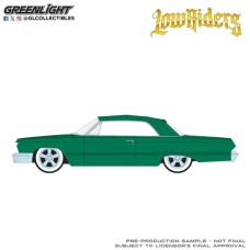 GL63090-C - 1/64 CALIFORNIA LOWRIDERS SERIES 8 - 1963 CHEVROLET IMPALA CONVERTIBLE - EMERADL GREEN