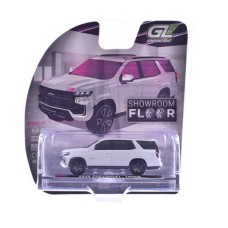 GL68070-E - 1/64 SHOWROOM FLOOR SERIES 7 - 2024 CHEVROLET TAHOE - SUMMIT WHITE
