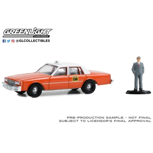 GL97150-B - 1/64 THE HOBBY SHOP SERIES 15 1981 CHEVROLET IMPALA CAPITOL CAB TAXI WITH MAN IN SUIT