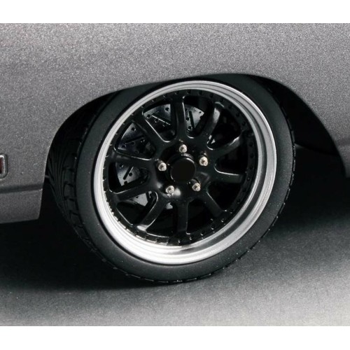 GMP18859 - 1/18 10-SPOKE STREET FIGHTER WHEEL AND TIRE PACK