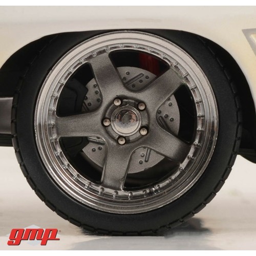 GMP19007 - 1/18 PRO TOURING 5-SPOKE WHEEL AND TIRE PACK (FROM GMP-18986)