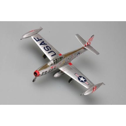 HBB80246 - 1/72 F-84E THUNDERSTREAK (PLASTIC KIT)