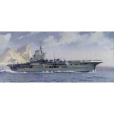 HEL81089 - 1/400 HMS ILLUSTRIOUS