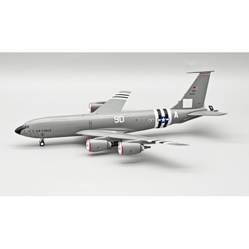 IF135USA1495 - 1/200 UNITED STATES AIR FORCE BOEING KC-135R STRATOTANKER 59-1495 WITH STAND 144 MODELS