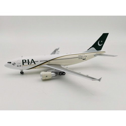 IF310PK1120 - 1/200 PIA AIRBUS A310-308 AP-BEQ WITH STAND