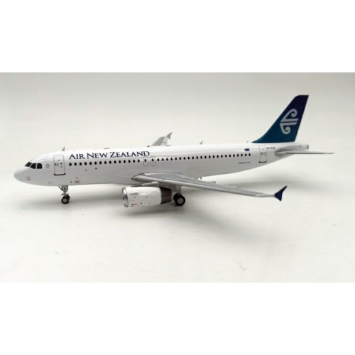 IF320ZK0523 - 1/200 AIR NEW ZEALAND AIRBUS A320-232 ZK-OJB WITH STAND