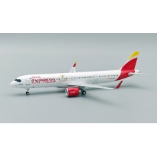 IF321IB0824 - 1/200 IBERIA EXPRESS AIRBUS A321-251NX EC-OAS WITH STAND