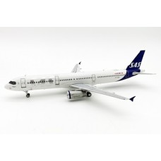 IF321SK1120 - 1/200 SAS AIRBUS A321-253NX OY-KBH WITH STAND