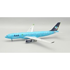 IF332AD0525 - 1/200 AZUL - LINHAS AEREAS BRASILEIRAS AIRBUS A330-243 PR-AIU WITH STAND