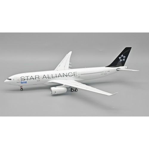 IF332BMWBD - 1/200 STAR ALLIANCE (BMI BRITISH MIDLAND) AIRBUS A330-243 G-WWBD WITH STAND ONLY 72 MODELS