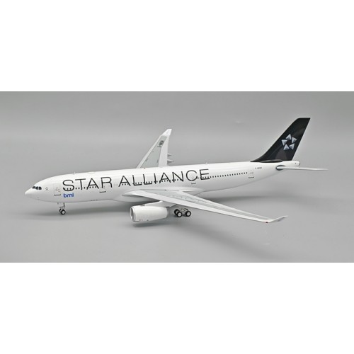 IF332BMWBM - 1/200 STAR ALLIANCE (BMI BRITISH MIDLAND) AIRBUS A330-243 G-WWBM WITH STAND
