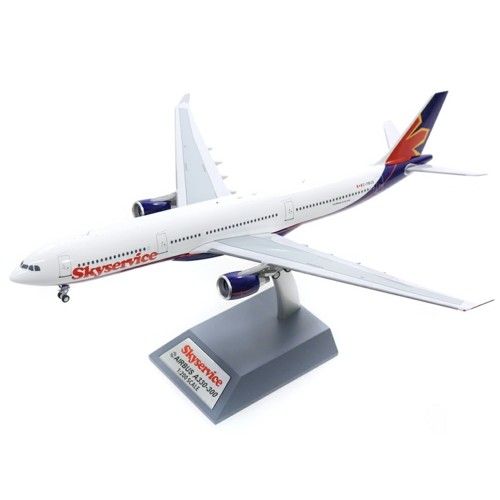 IF333SG0719 - 1/200 SKYSERVICE AIRLINES AIRBUS A330-322 C-FBUS WITH STAND