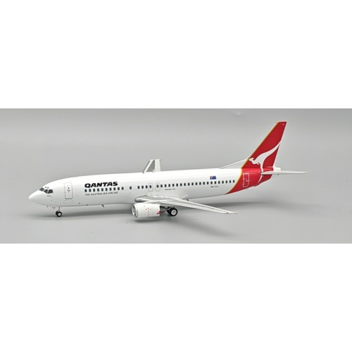 IF734QF0524 - 1/200 QANTAS BOEING 737-476 VH-TJY WITH STAND 144 MODELS