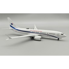 IF738MRAAF001 - 1/200 ROYAL AUSTRALIAN AIR FORCE BOEING 737-8 MAX WITH STAND