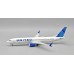 IF739M0825 - 1/200 UNITED AIRLINES BOEING 737-9 MAX N77575 WITH STAND