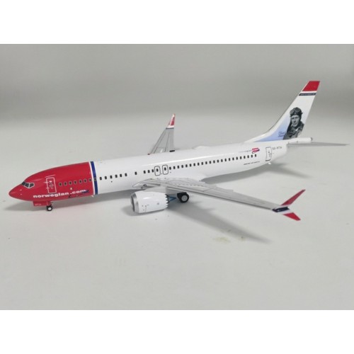 IF73MDY1120 - 1/200 NORWEGIAN AIR SWEDEN BOEING 737-8 MAX SE-RTA WITH STAND